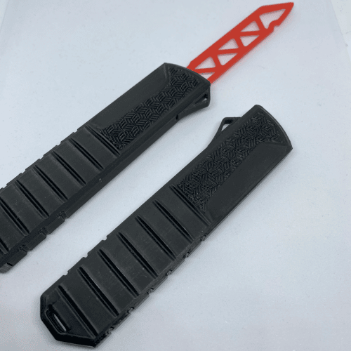 Vystřelovací fidget nůž