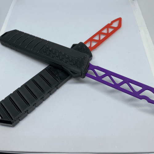 Vystřelovací fidget nůž